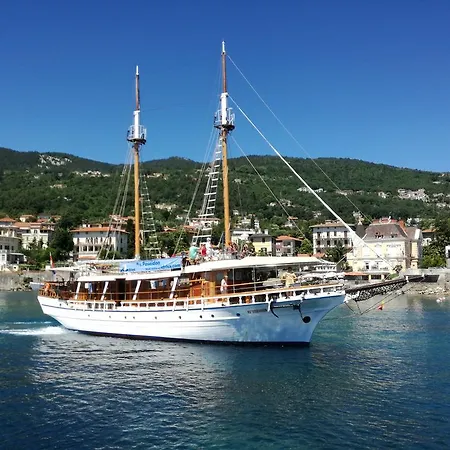 Apartment Opatija Lovran